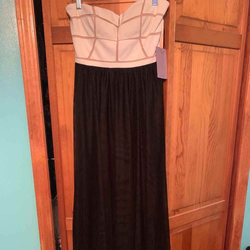 JS BOUTIQUE DRESS CREAM/BLACK STRAPLESS - Picture 2 of 6
